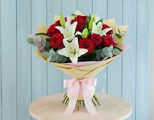 Букет цветов из:  Лилии и Розы в Пролетарском Белгородской области