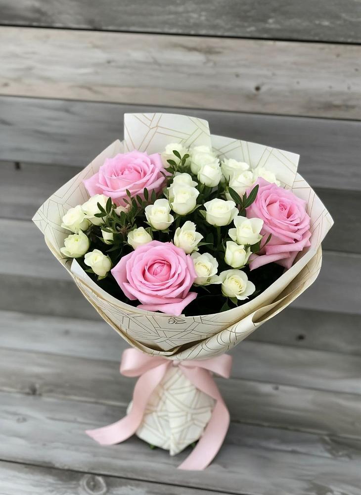 Букет цветов из: Розы в Пролетарском Белгородской области
