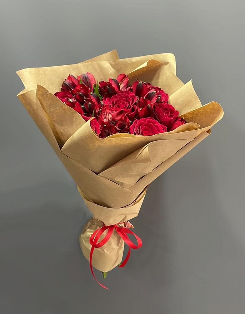 Букет цветов из: Альстромерии и Розы в Пролетарском Белгородской области