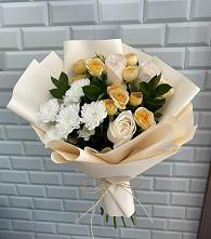 Букет цветов из:  Розы и Хризантемы в Пролетарском Белгородской области