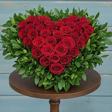 Цветочная композиция из Розы в виде сердца в Пролетарском Белгородской области