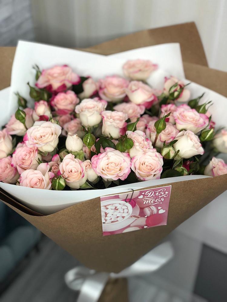 Букет цветов из: Розы в Пролетарском Белгородской области