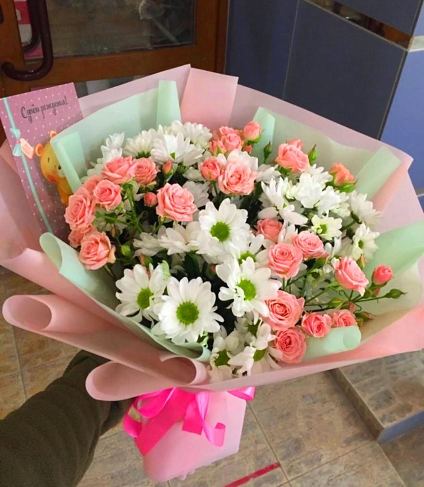 Букет цветов из: Розы и Хризантемы в Пролетарском Белгородской области