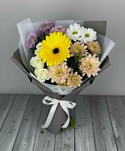 Букет цветов из:  Розы, Герберы и Хризантемы в Пролетарском Белгородской области