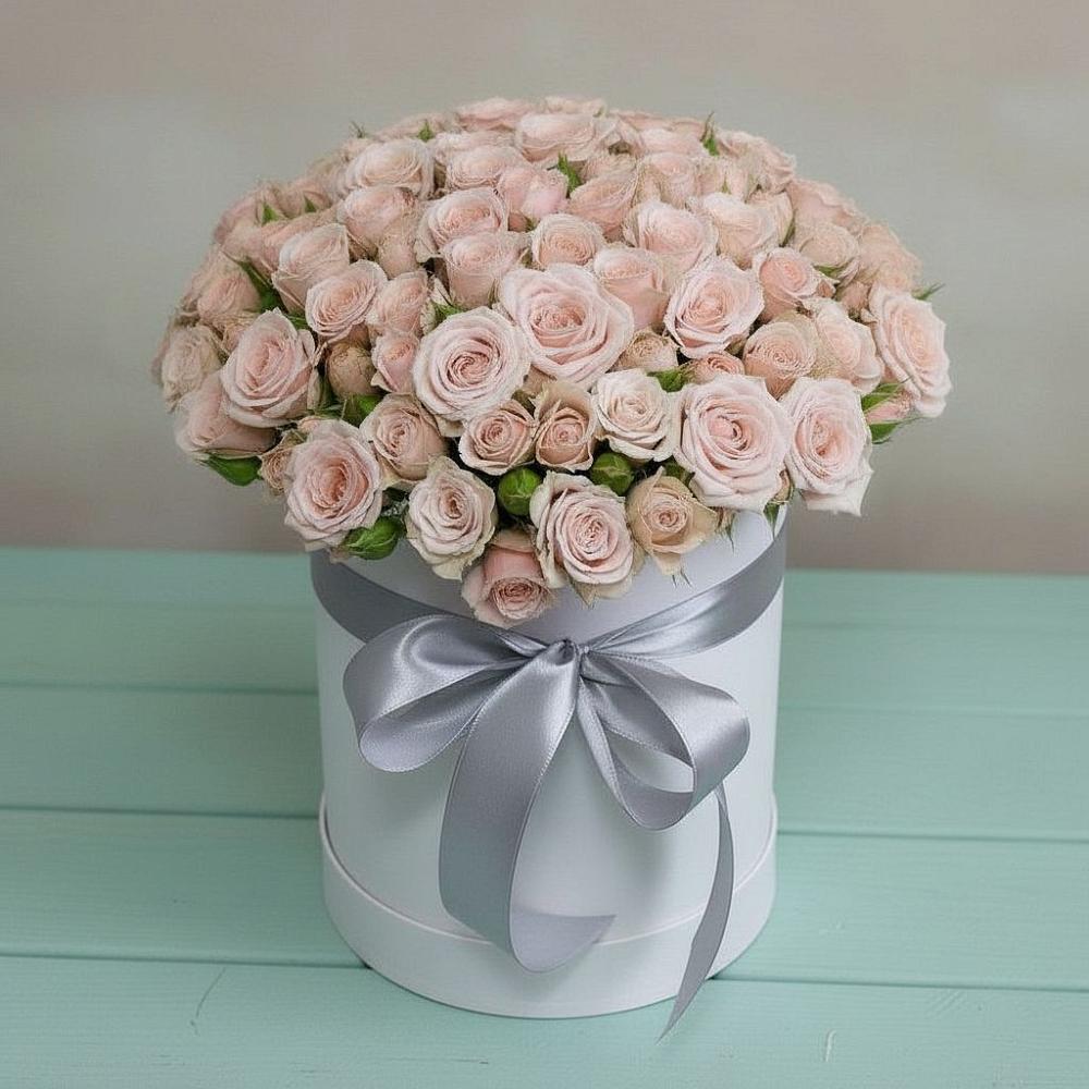 Цветочная композиция из Розы в шляпной коробке в Пролетарском Белгородской области